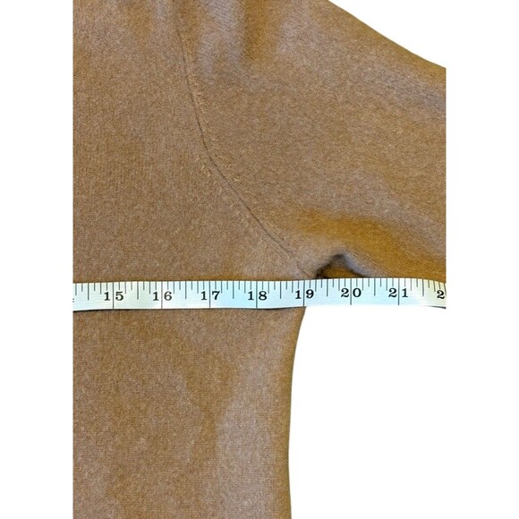Quince 100% Mongolian Cashmere V-Neck Sweater Women's ~M/L Camel Minimalist - Picture 12 of 15